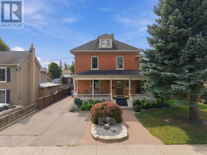44 Trafalgar Street, Goderich