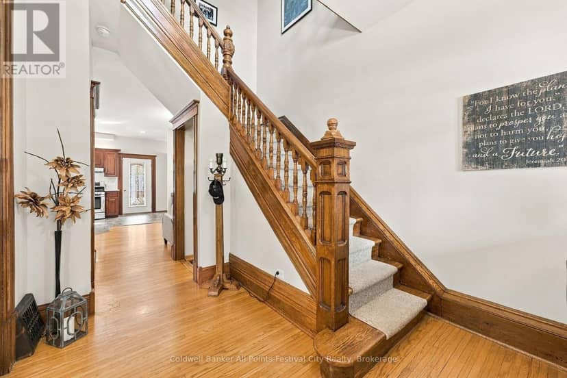 44 Trafalgar Street, Goderich, photo 5