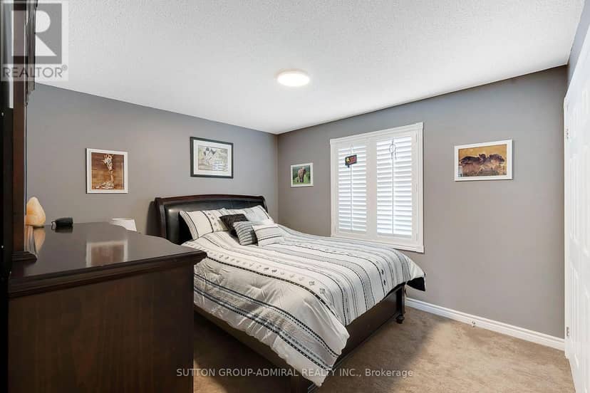 26 Albery Crescent — photo 31 of 40