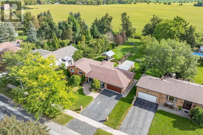 2032 Chantler Street, Innisfil, photo 2
