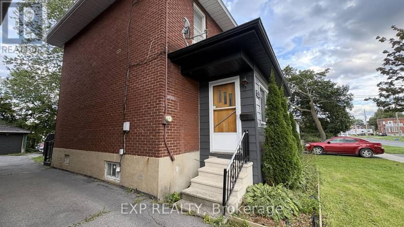413 Marlborough Street N — photo 15 of 18