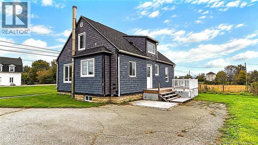 275 rue Acadie, Grande-Anse, photo 2