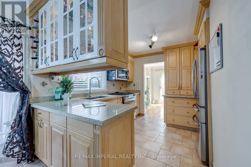 301 Kingsbridge Garden Circle — photo 20 of 40