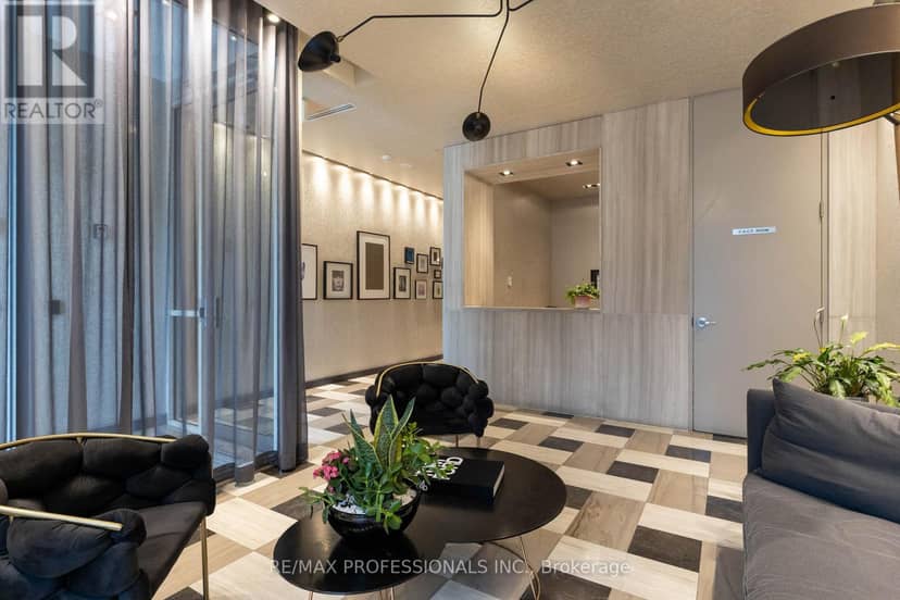 410 - 1638 Bloor Street W, Toronto, photo 3