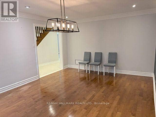 11 Sleepy Hollow Lane — photo 20 of 40