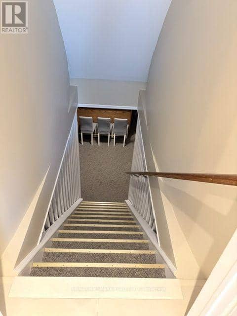 11 Sleepy Hollow Lane — photo 38 of 40