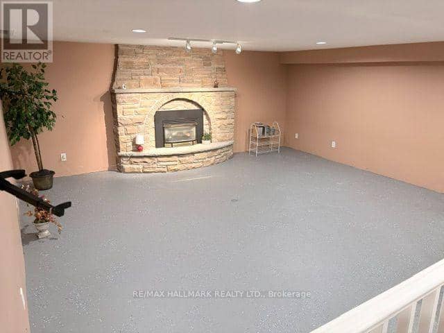 11 Sleepy Hollow Lane — photo 40 of 40