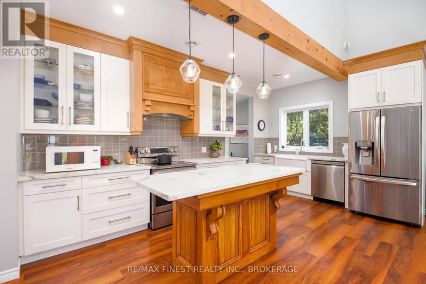 3850 South Shore Road — photo 11 of 40