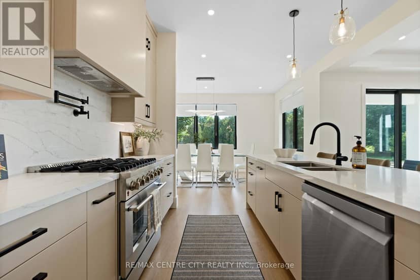 53900 Heritage Line — photo 10 of 40