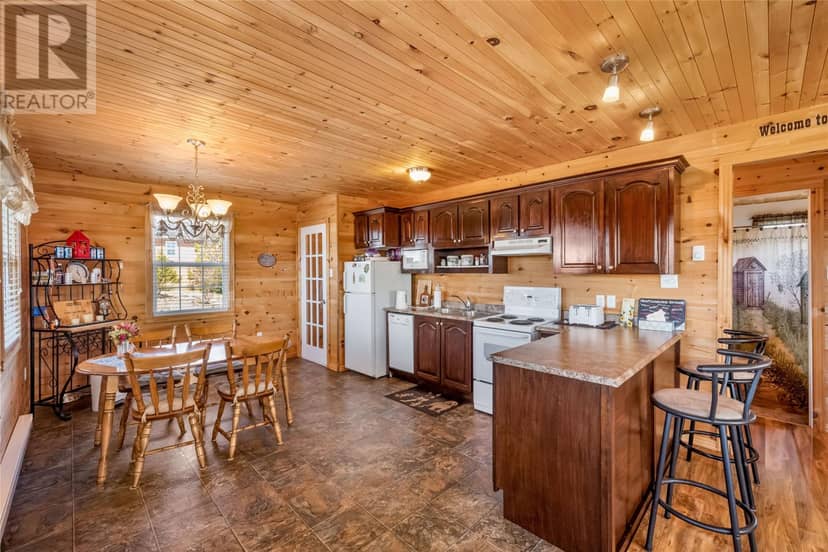 43 Birch Ridge Road — photo 11 of 32