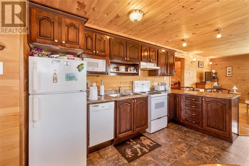 43 Birch Ridge Road — photo 13 of 32