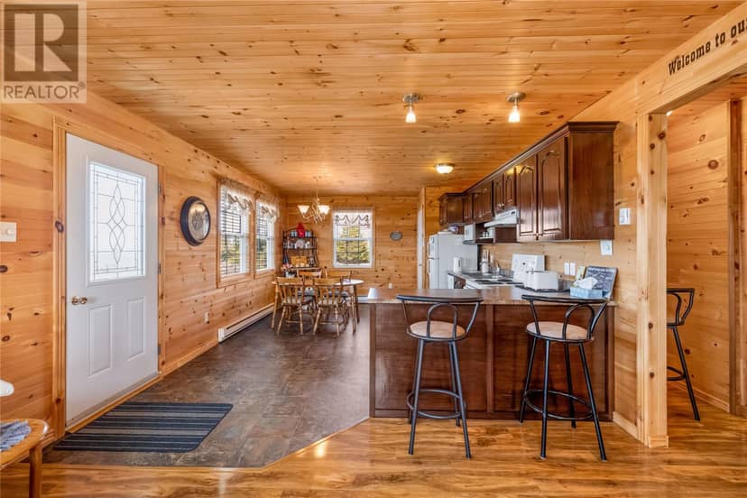 43 Birch Ridge Road — photo 9 of 32