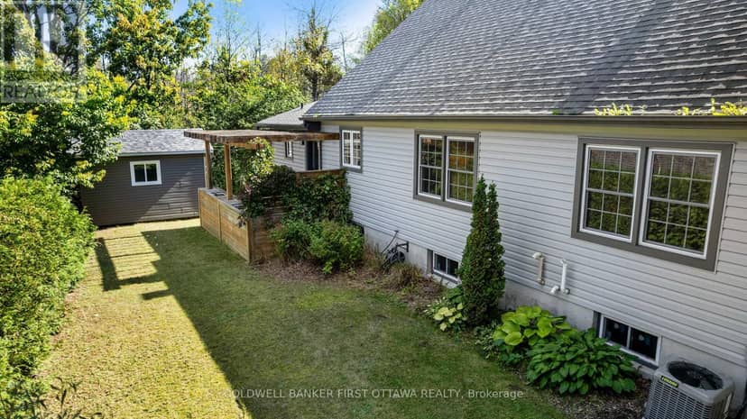 25 Robert Road — photo 23 of 27