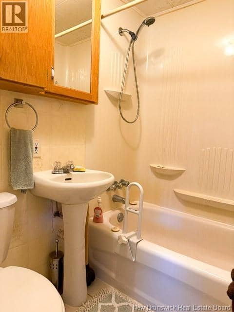6771 Route 107 — photo 18 of 27
