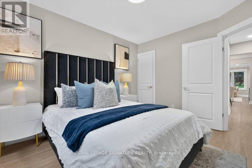 24 Glenshaw Crescent — photo 21 of 40