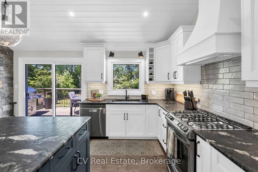 22 Baycrest Drive — photo 11 of 40