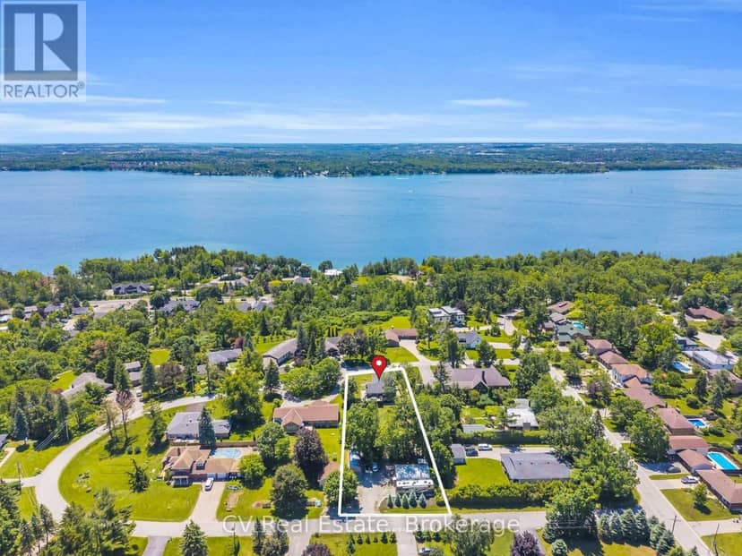 22 Baycrest Drive, Barrie, photo 2