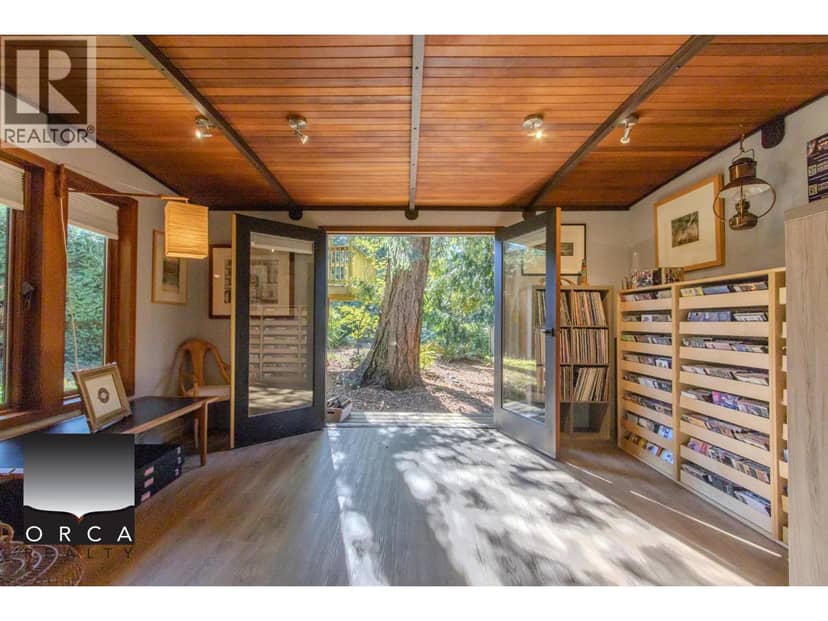 496 MELMORE ROAD, Bowen Island, photo 8