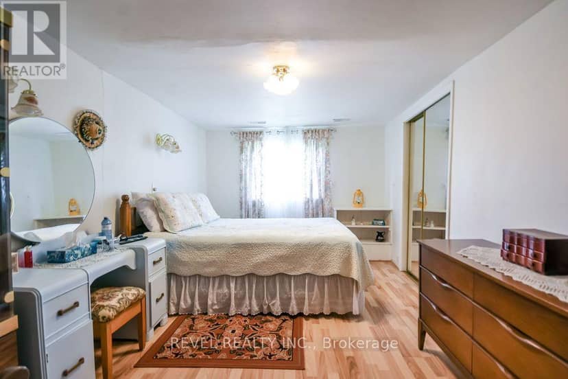 10923 Provincial Hwy 11 Highway — photo 17 of 35