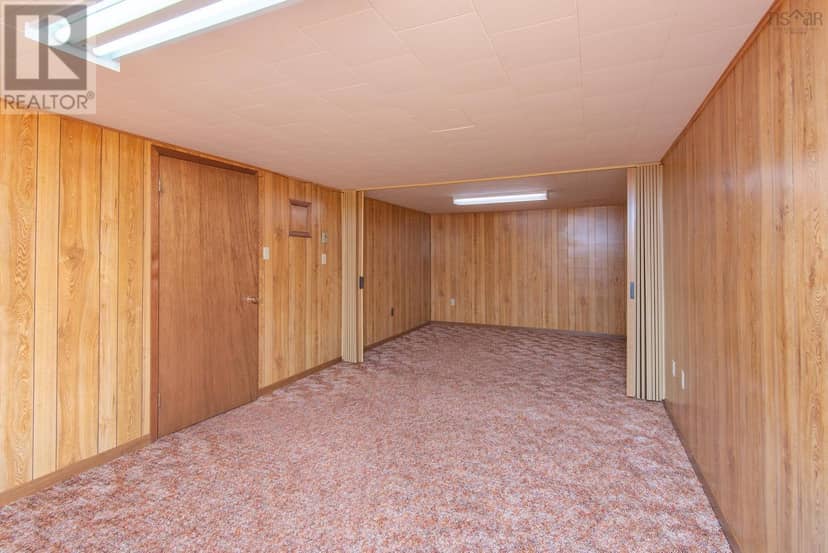 9735 Highway 1 — photo 23 of 40