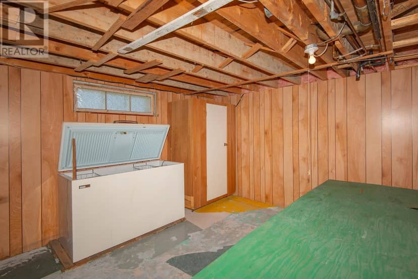 9735 Highway 1 — photo 25 of 40