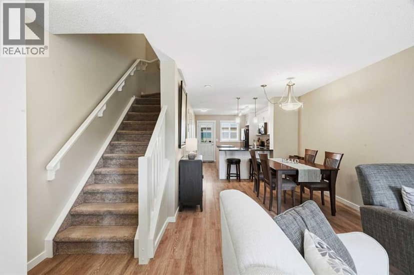406, 50 Westland Road, Okotoks, photo 3