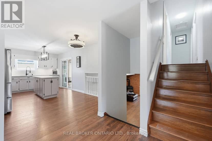 60 Ebydale Drive — photo 11 of 40