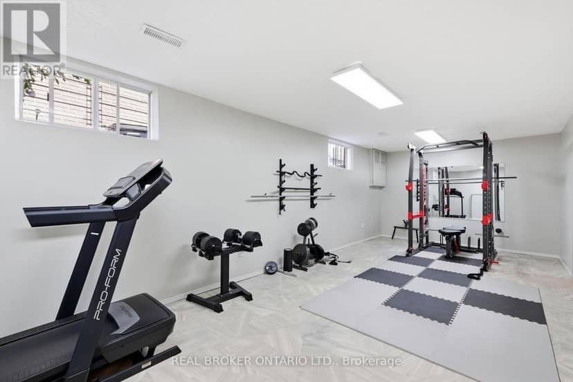 60 Ebydale Drive — photo 31 of 40
