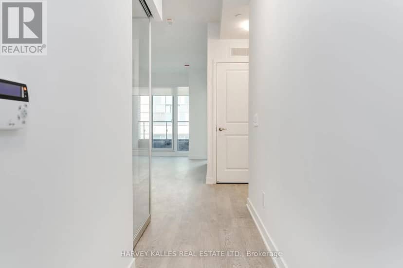 410 - 543 Richmond Street W — photo 13 of 40