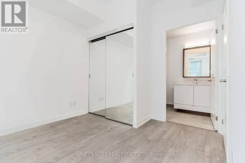 410 - 543 Richmond Street W — photo 23 of 40