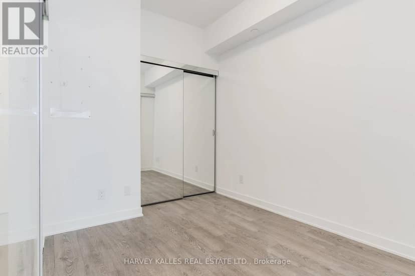 410 - 543 Richmond Street W — photo 14 of 40