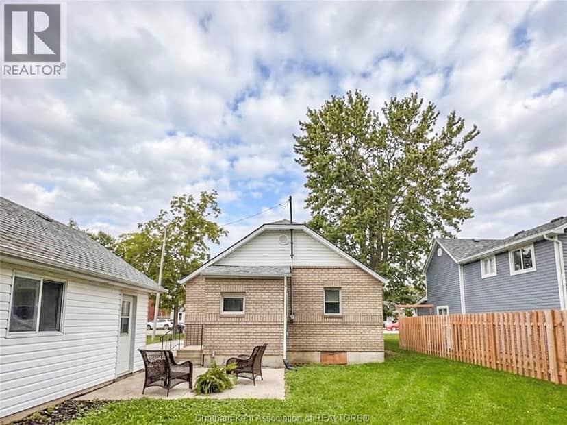 105 Aberdeen STREET — photo 31 of 40