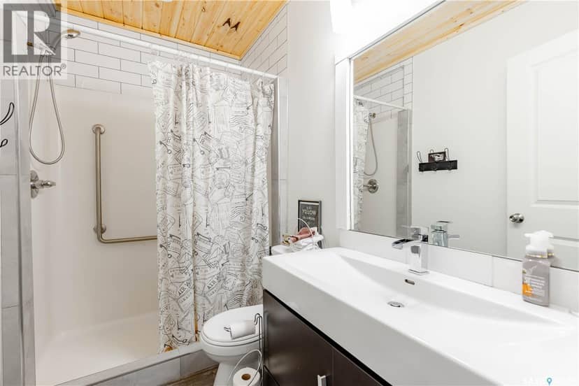102 Moore DRIVE — photo 40 of 40