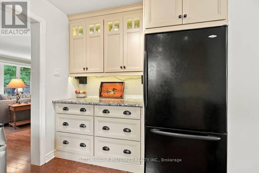 668 Country Club Drive — photo 15 of 40
