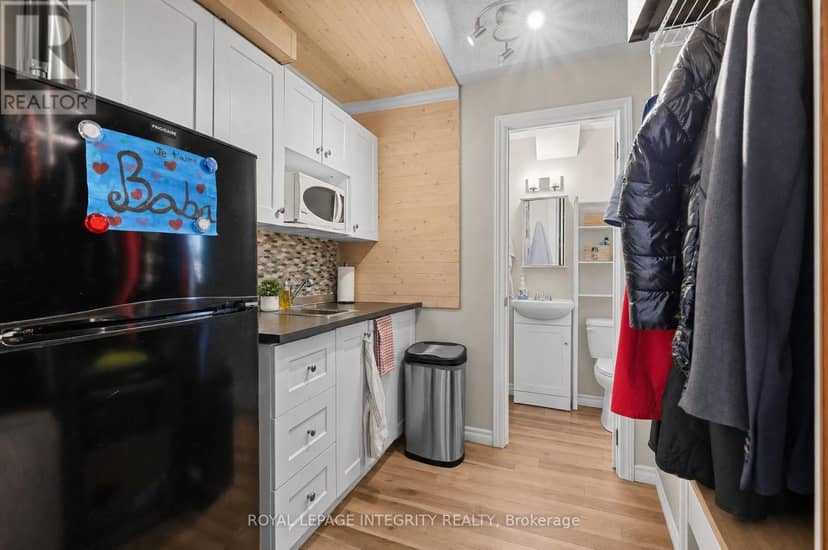 5 - 10 Castlegreen Private — photo 30 of 37