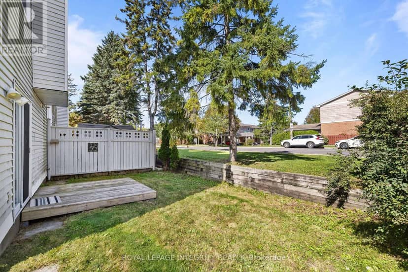 5 - 10 Castlegreen Private — photo 36 of 37
