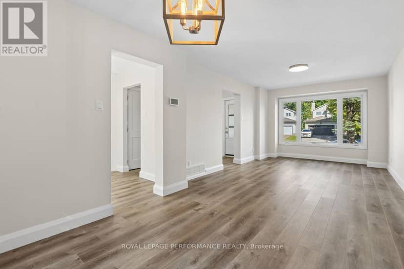 602 Brome Crescent — photo 11 of 32