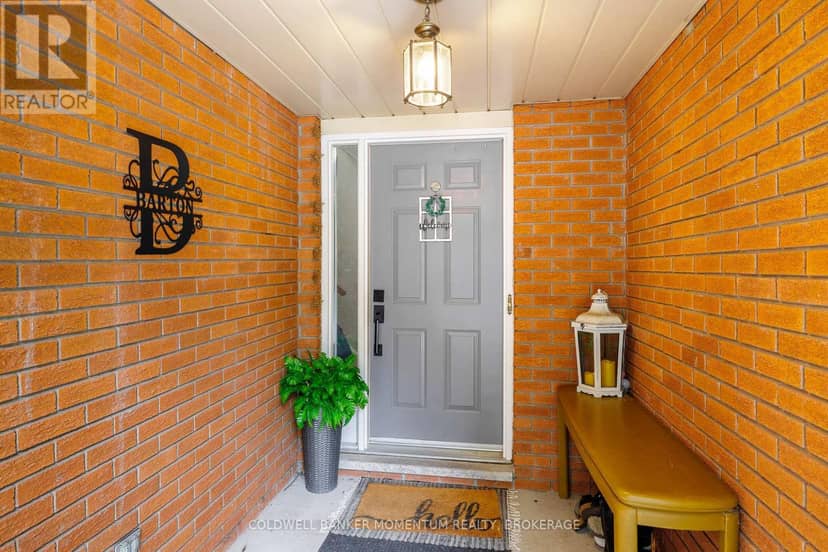 7439 Nasrullah Crescent, Niagara Falls, photo 3