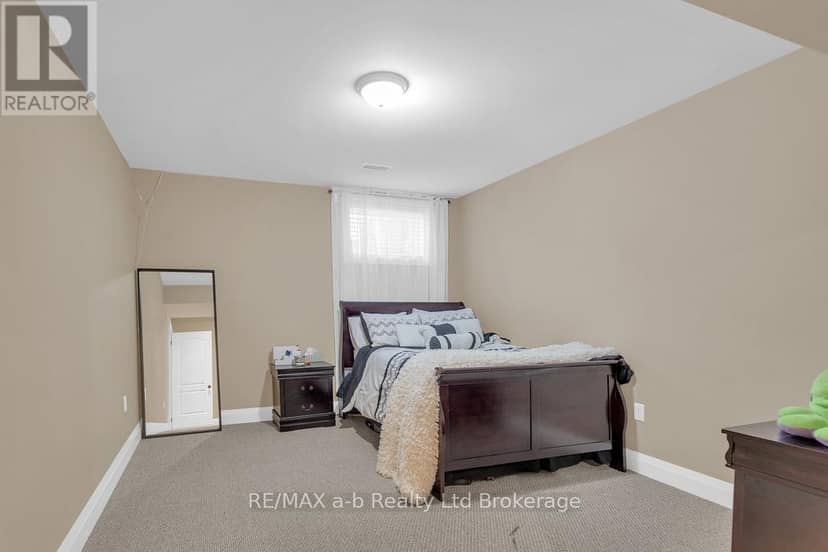 9442 Richmond Road — photo 28 of 40