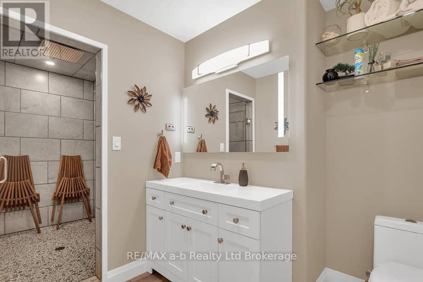 9442 Richmond Road — photo 30 of 40