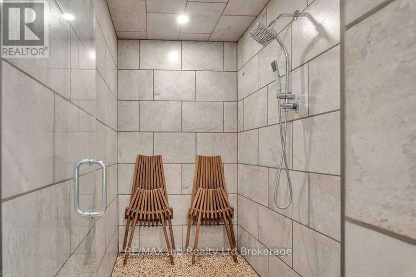 9442 Richmond Road — photo 31 of 40