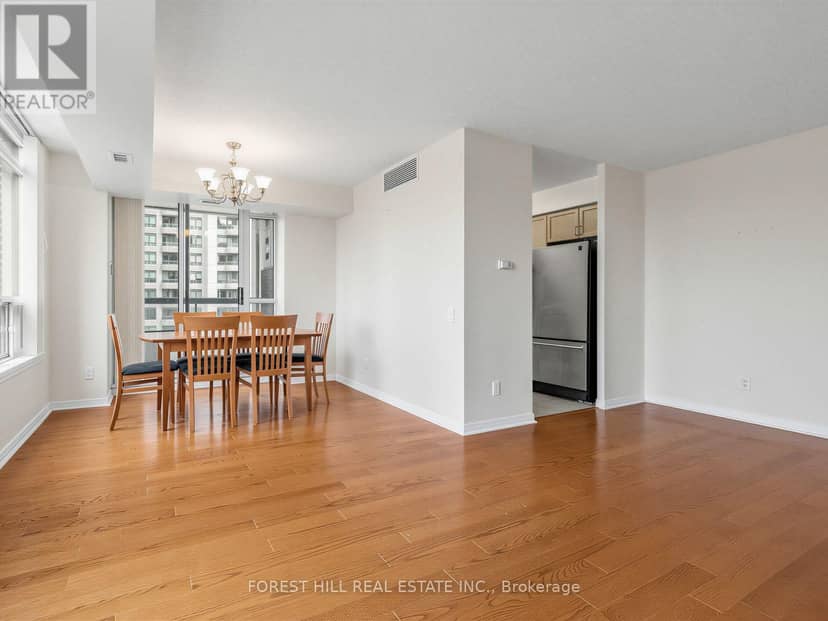 1206 - 8 Hillcrest Avenue — photo 11 of 30