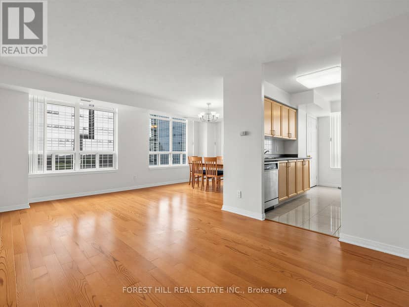 1206 - 8 Hillcrest Avenue — photo 6 of 30