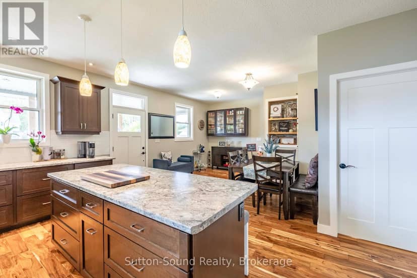 314 Princess Street — photo 10 of 40
