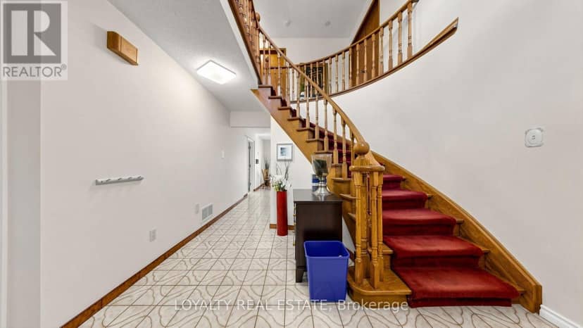 3435 Ellesmere Road — photo 17 of 40