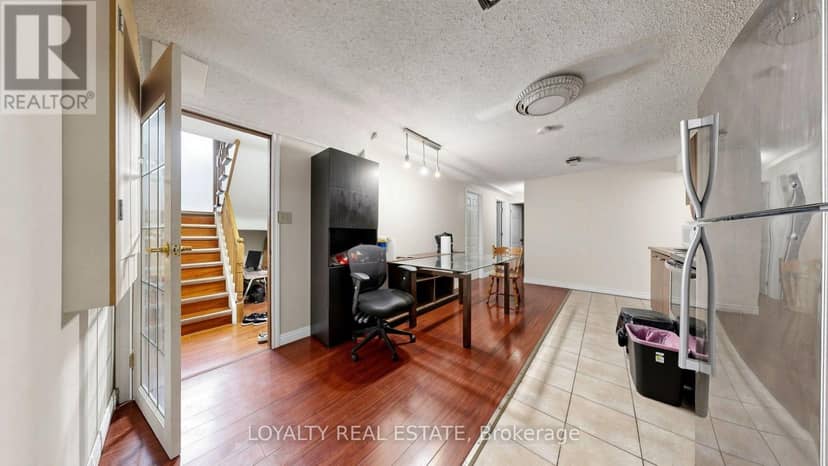 3435 Ellesmere Road — photo 32 of 40
