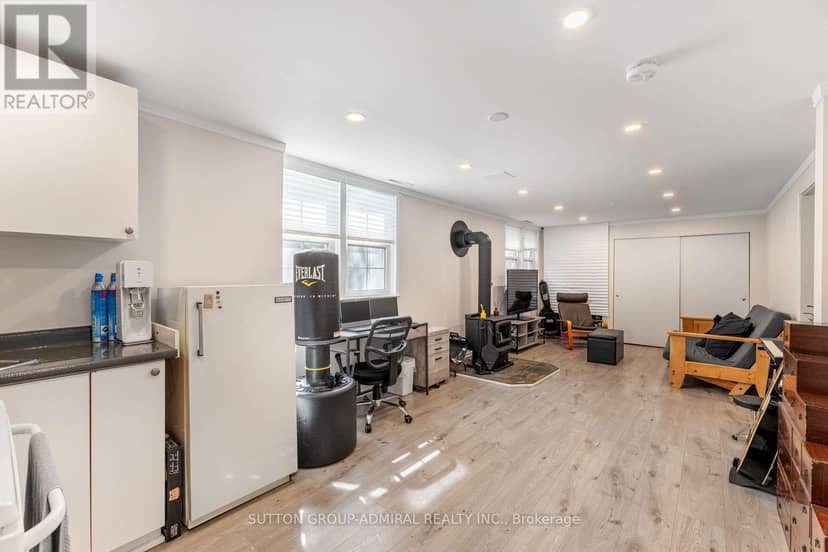 788 Allan Avenue — photo 27 of 40