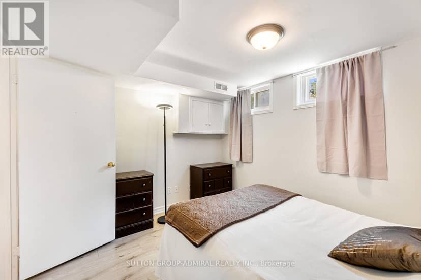 788 Allan Avenue — photo 32 of 40