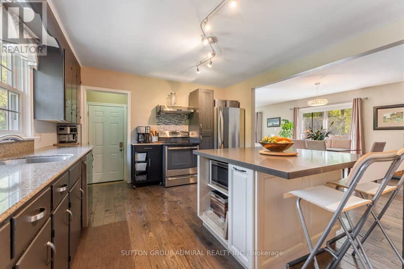 788 Allan Avenue, Newmarket, photo 5