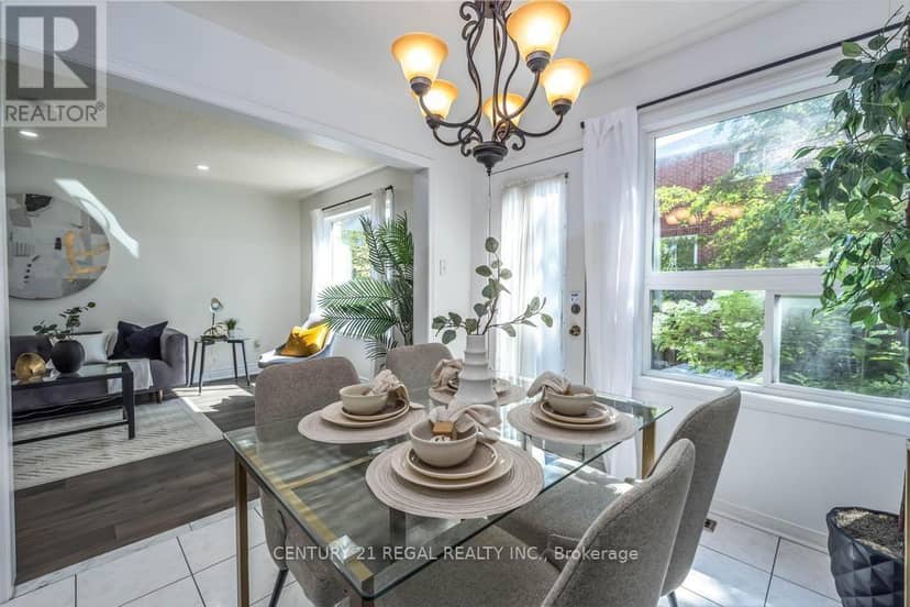 43 Waterton Crescent — photo 16 of 39